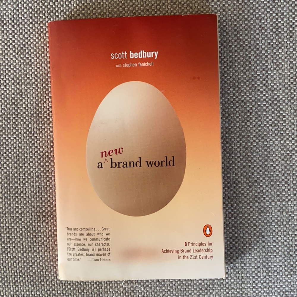 📖 5/$25 - book- a new brand world - Scott bedbury